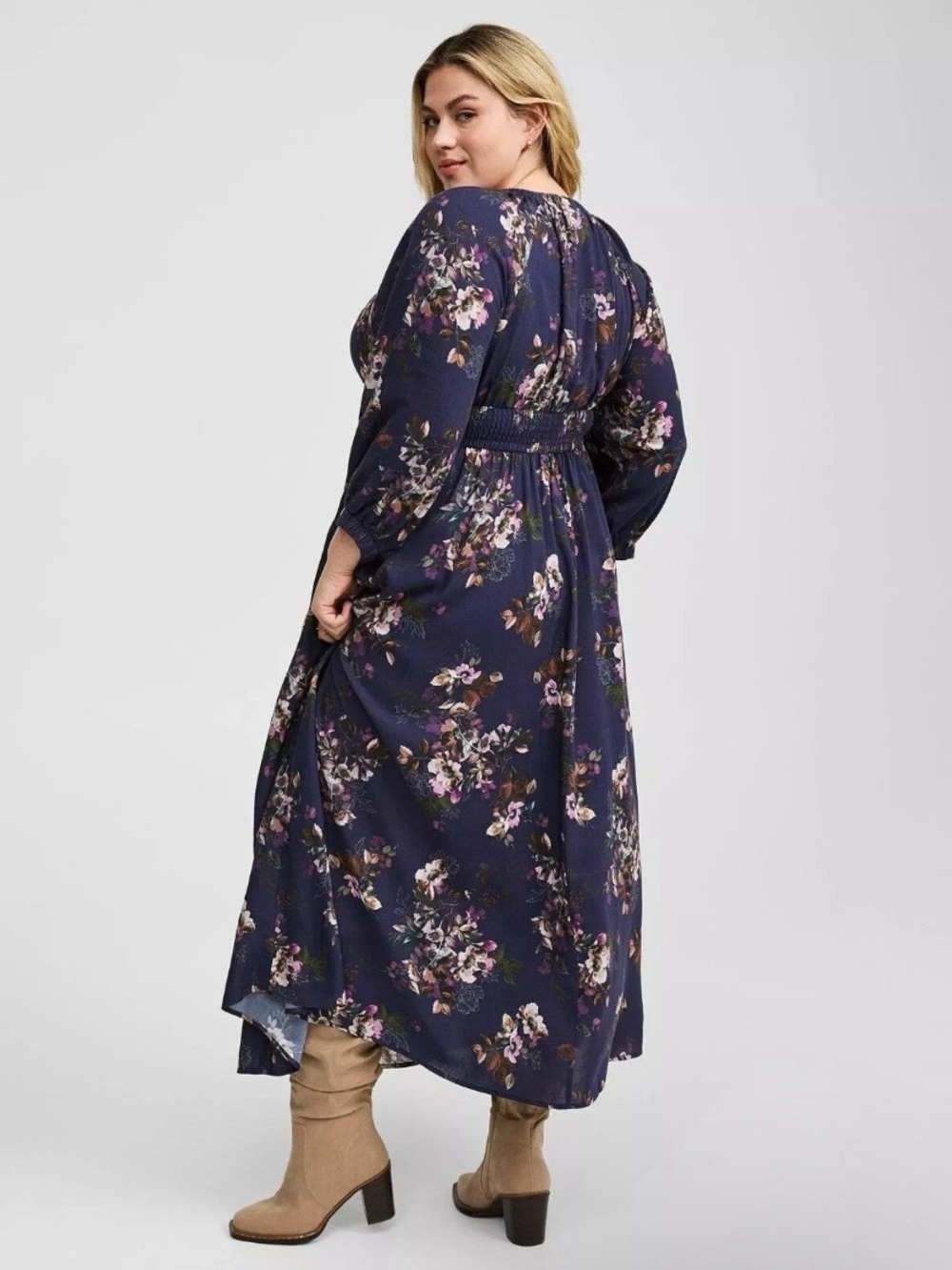 torrid 3/4 Sleeve Raglan V-Neck Navy Floral Maxi Dress w/Pockets Size 4 (26) - Picture 5 of 12